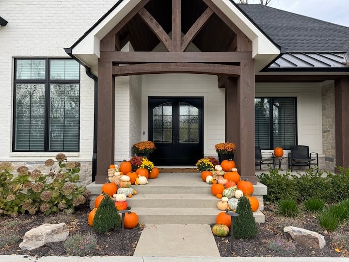 PumpkinPorchDecorIndiana